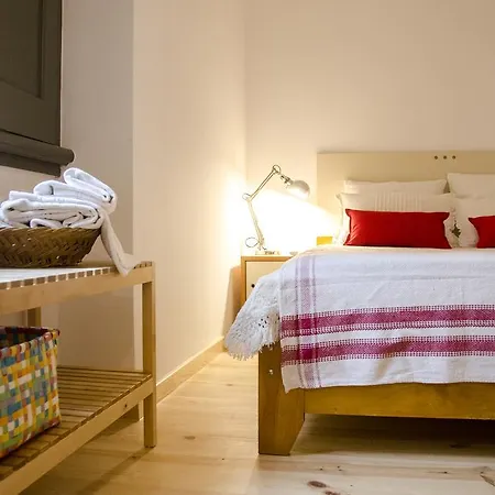 Pensao Sisudo Bed & Breakfast